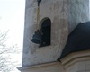 Sundavání starého zvonu<br />Foto:  Emil Souček, MČ Praha 16